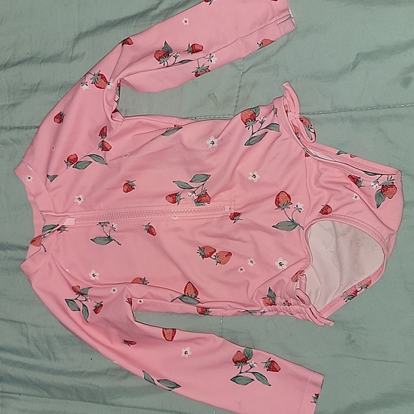 Old Navy Swim Old Navy Strawberry Rashguard One Piece Bathing Suit